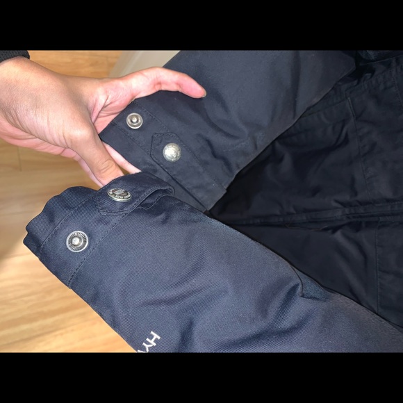 Women’s north face long winter parka - Picture 6 of 8